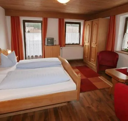 Landgasthof Pfarrwirt 3*