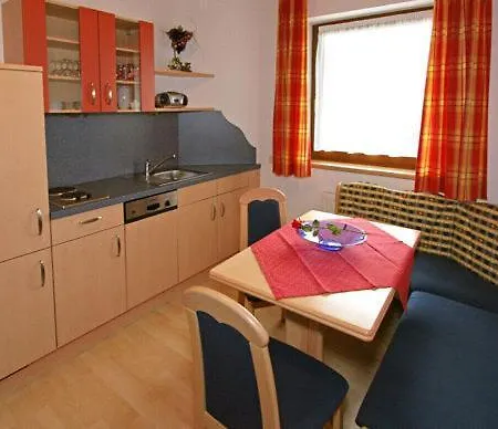 Landgasthof Pfarrwirt Guest house