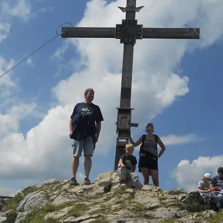 Landgasthof Pfarrwirt Szálloda