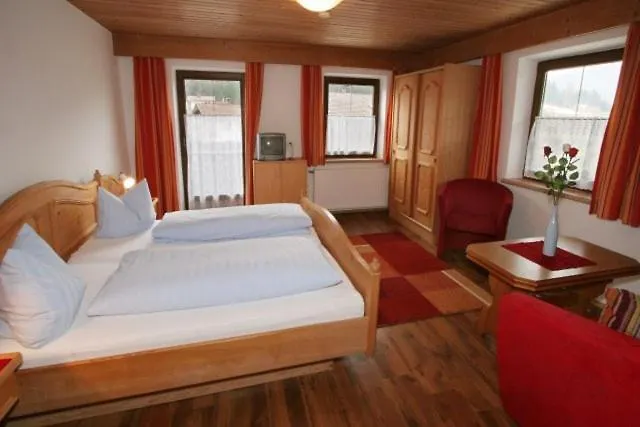 Landgasthof Pfarrwirt 3*