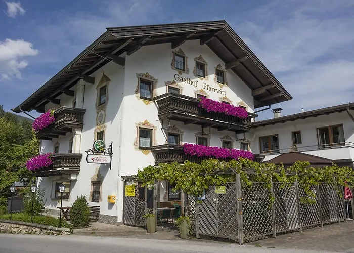 Landgasthof Pfarrwirt 호텔